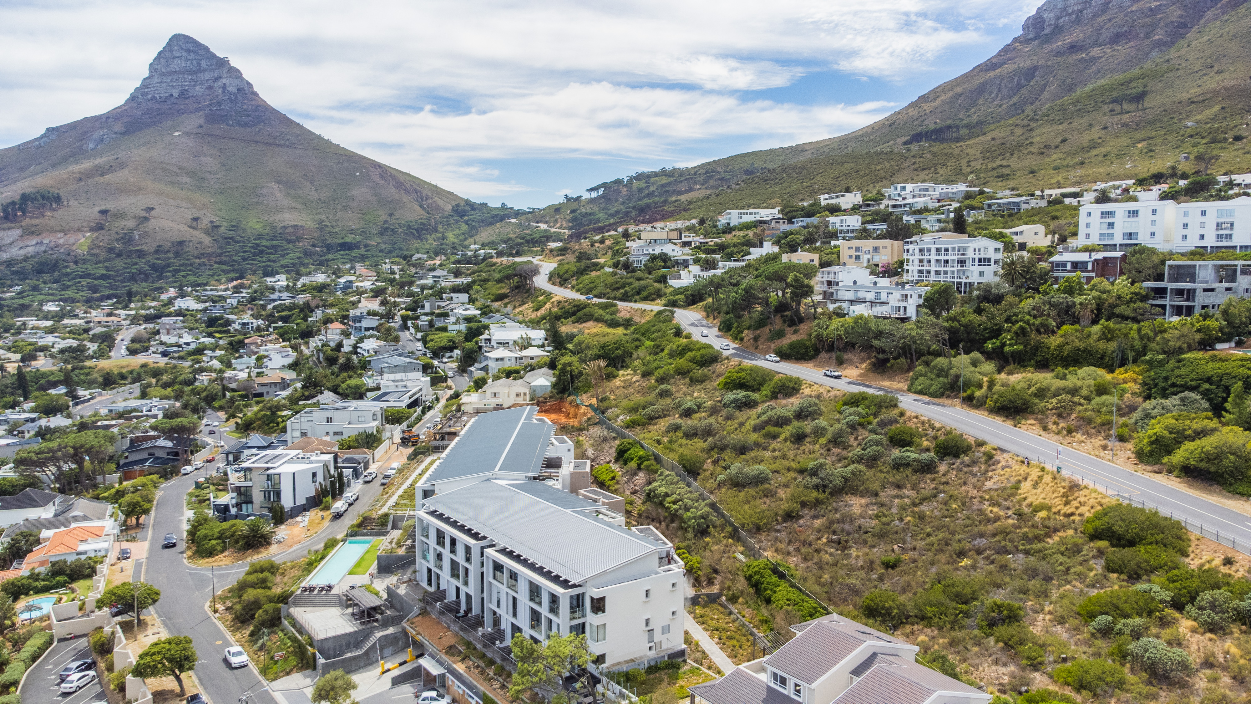 2 Bedroom Property for Sale in Camps Bay Western Cape